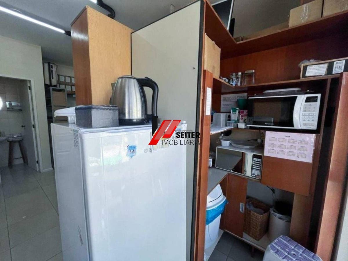 Sala comercial a venda trindade florianópolis