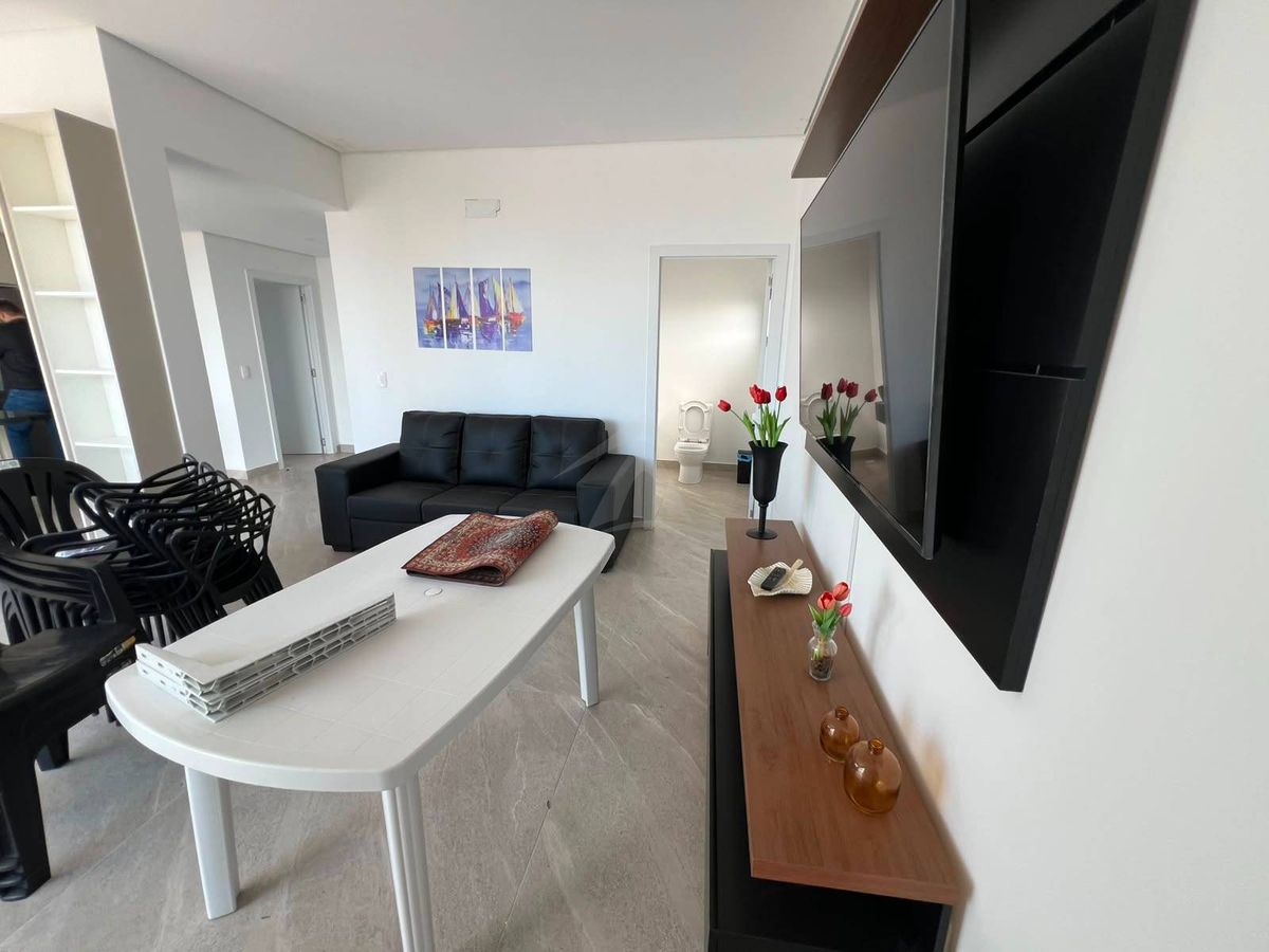 Apartamentos condomínio lauren m. Residence