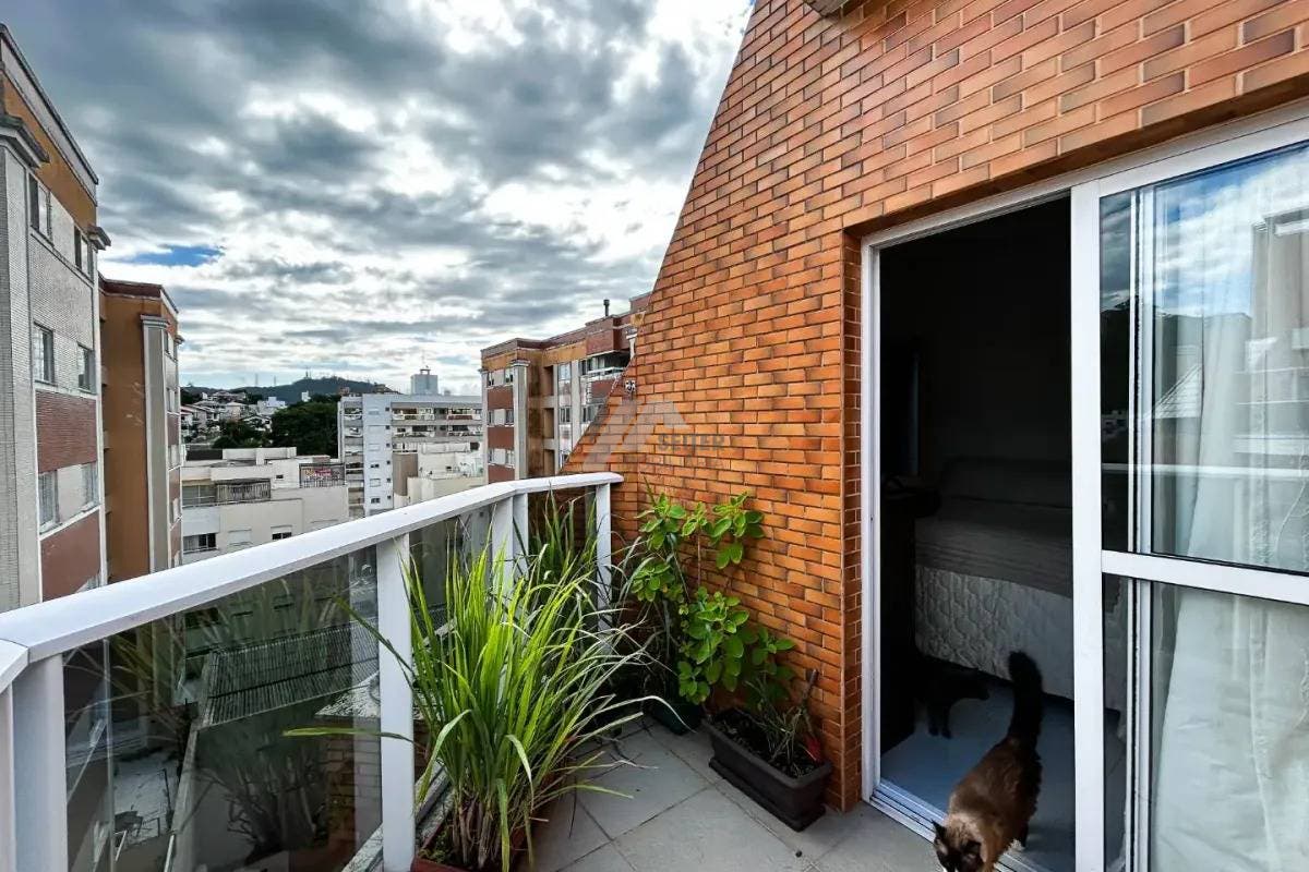 Apartamento com 2 quartos 2 suítes Córrego Grande Florianópolis