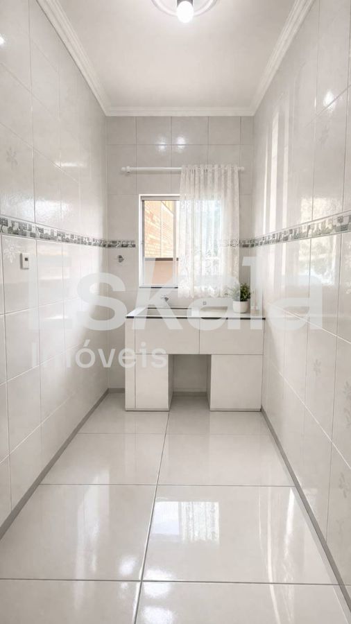 Casa Semi Mobiliada Com 01 Suíte + 02 Quartos Bananal Do Sul - Guaramirim