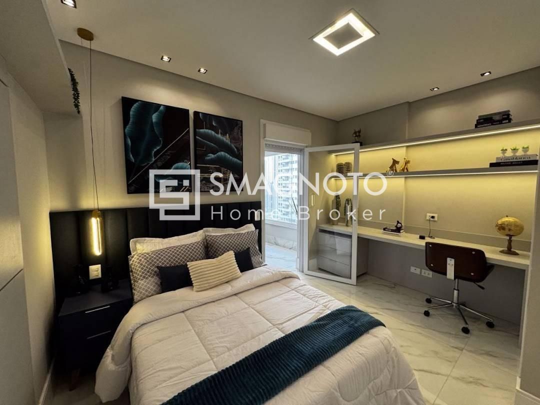 O Privilégio de Ser o Primeiro: Unidade Exclusiva no 15º Andar do Gran Bellagio, Banhada pelo Sol da Manhã.