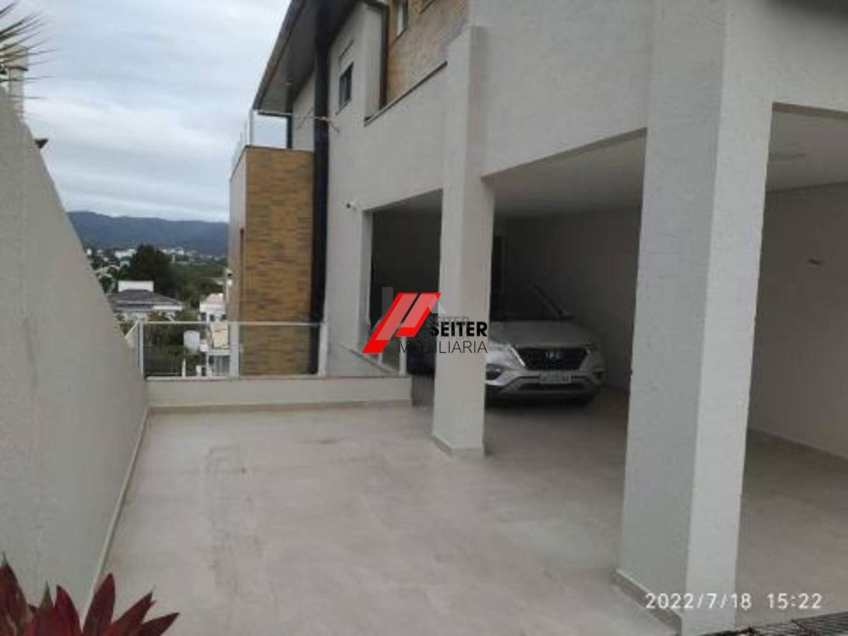 Casa a venda no bairro João Paulo com 4 dormitórios