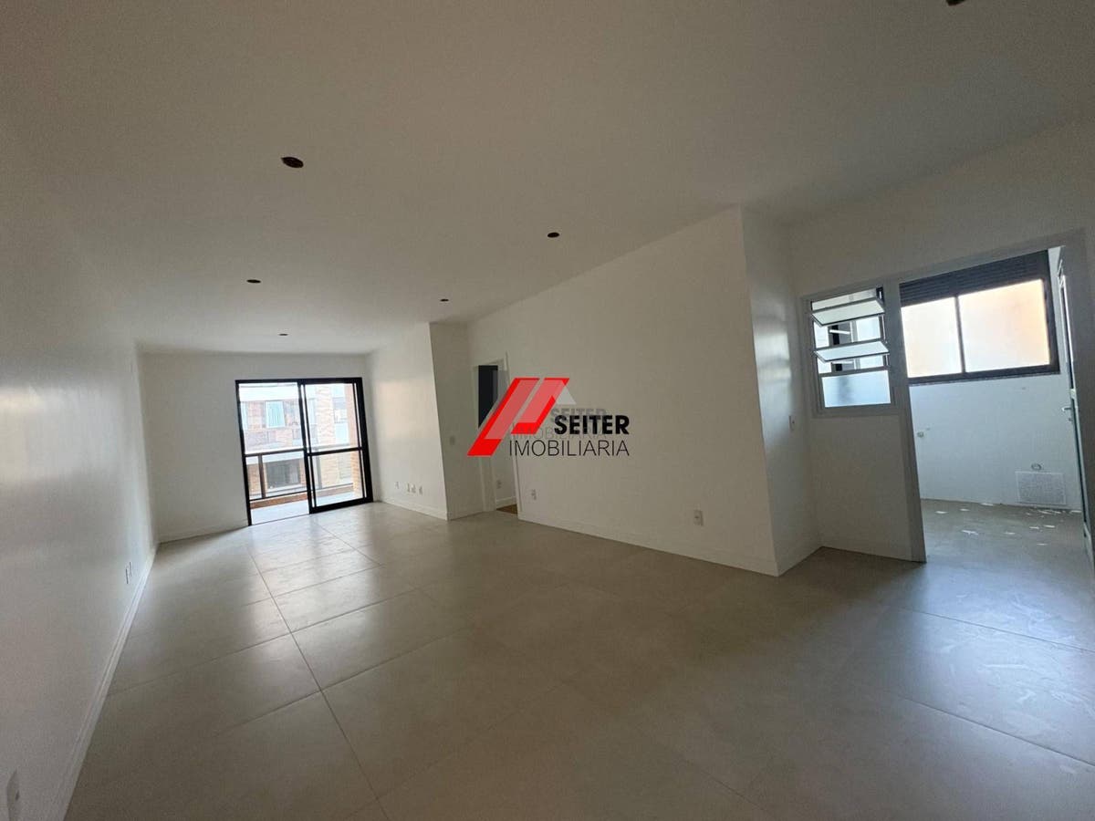Apartamento à venda no Itacorubi Florianópolis