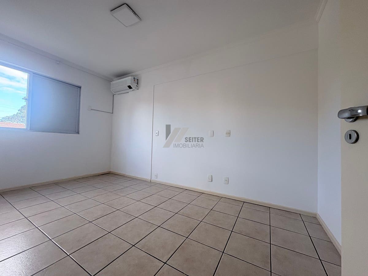 Apartamento 2 dormitorios mobiliado a venda Itacorubi Florianopolis