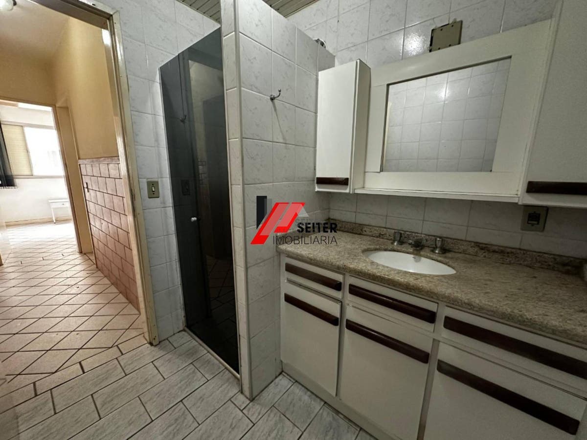 Apartamento a venda no Centro de Florianópolis SC