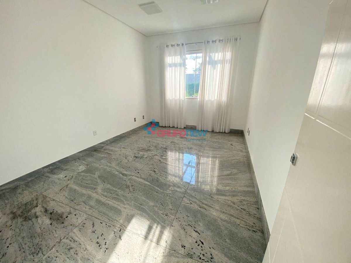 Casa de Condomínio com 6 quartos, Condomínio Condados de Bouganville - Lagoa Santa