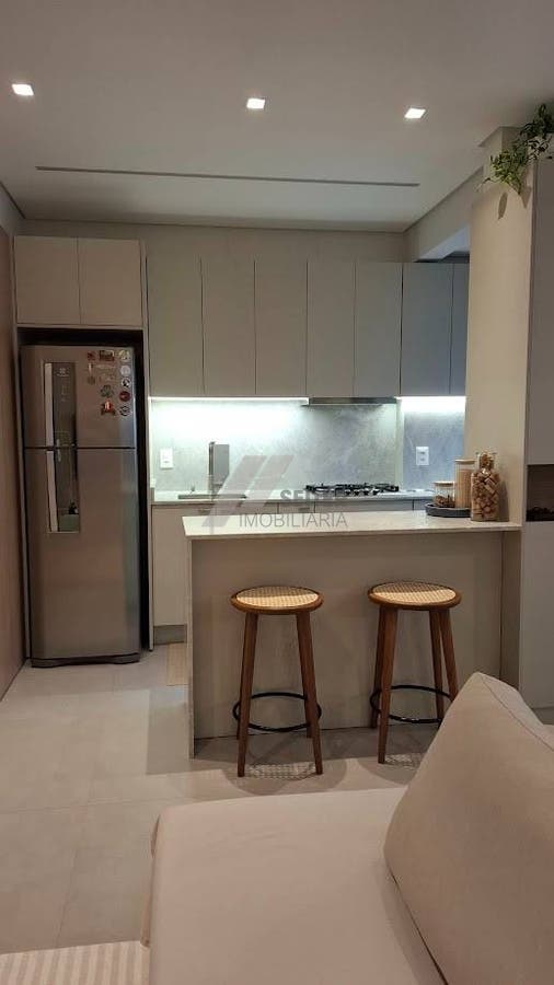Apartamento 2 dormitórios para Venda no Carvoeira Florianópolis