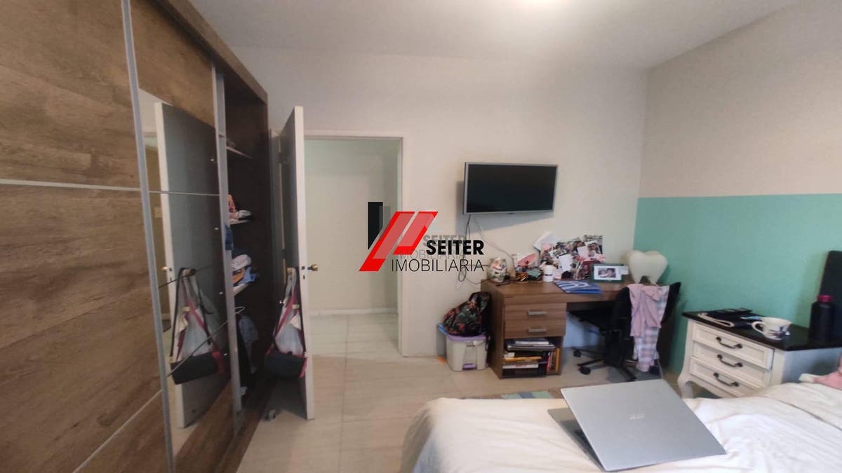 Apartamento a Venda 3 dormitórios Beira mar Florianópolis