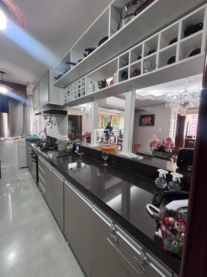 Apartamento com 3 quartos, Farolândia - Aracaju