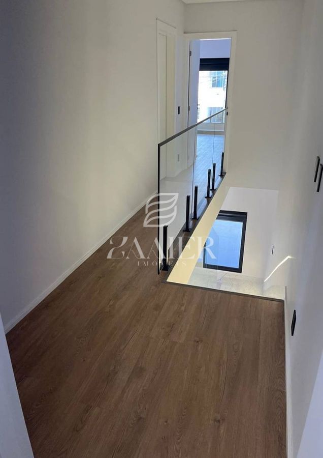 Sobrado com 3 quartos, Jardim Sofia - Joinville