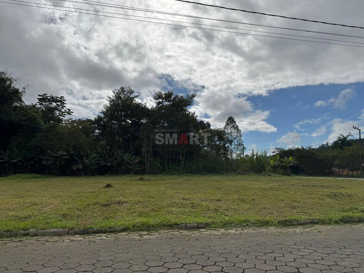 Terreno a Venda no Rio da Luz com 447m²