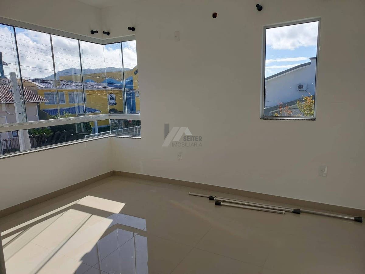 Casa a venda no Carianos Florianopolis