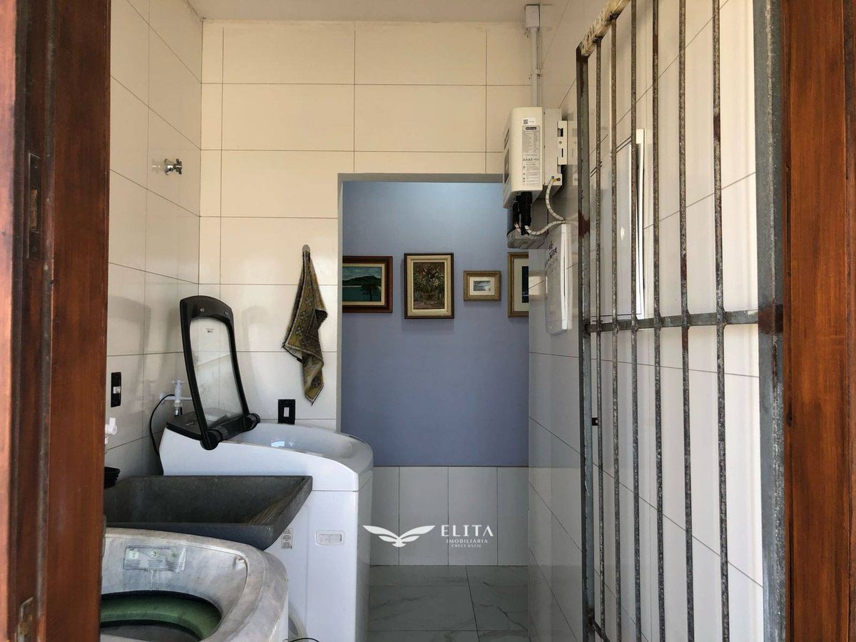 Casa com 3 quartos a R$ 1.170.000,00, no bairro Quinta dos Açorianos - Barra Velha Cód. 2091