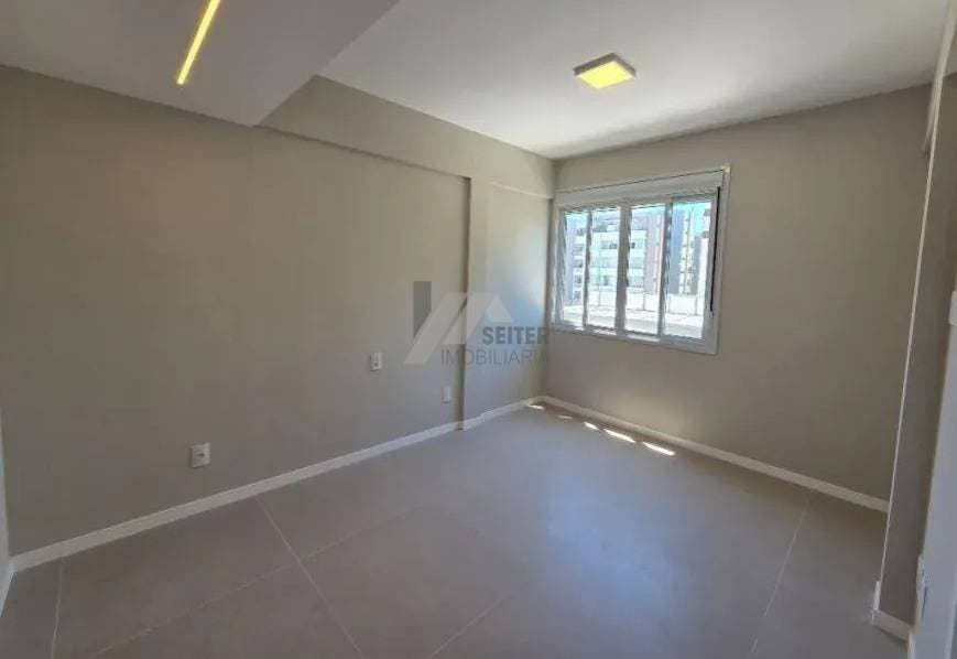 Apartamento 3 dormitórios para Venda no Florianópolis Centro