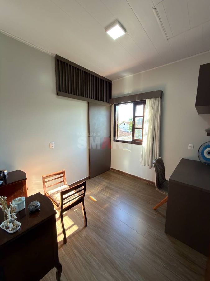 Casa com Piscina 1 Suite Master + 2 Quartos Semimobiliada