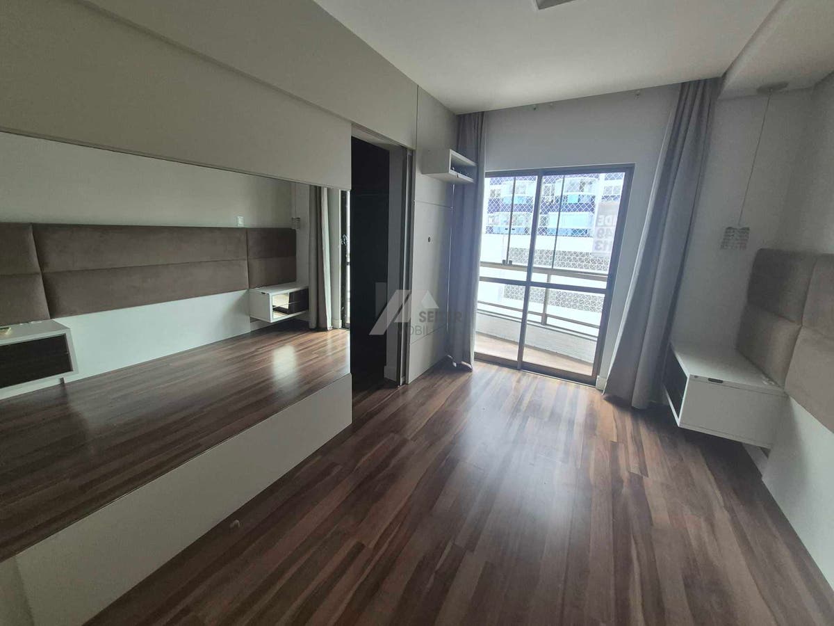 Apartamento tipo cobertura 3 quartos para alugar no itcorubi Florianopolis