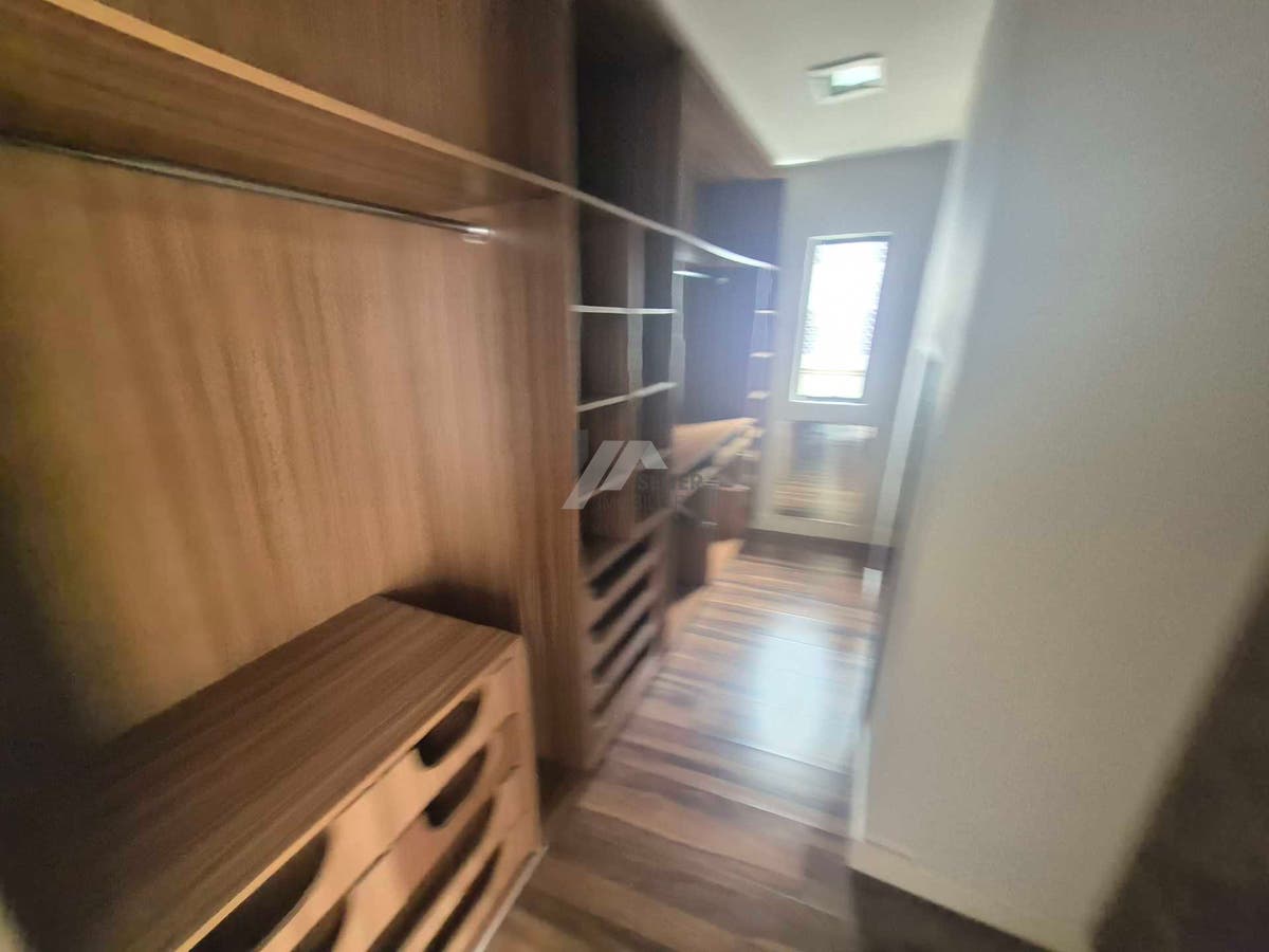 Apartamento tipo cobertura 3 quartos para alugar no itcorubi Florianopolis