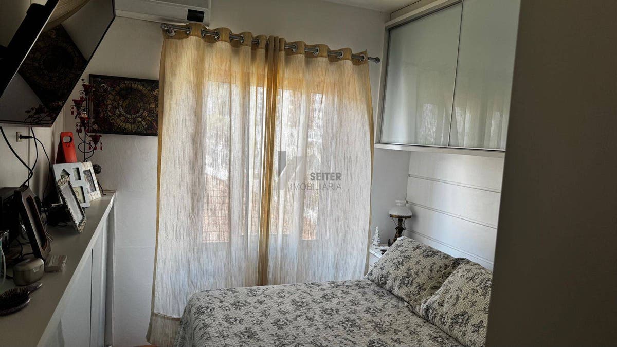 Apartamento 3 dormitórios com 1 suite a Venda em Florianópolis Centro