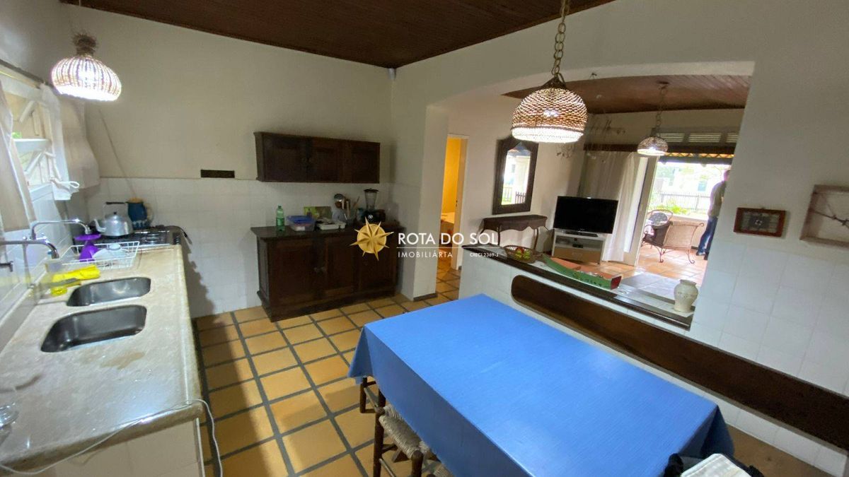 Casa à venda 4 quartos a poucos metros da Praia Bombas Bombinhas SC — foto 15