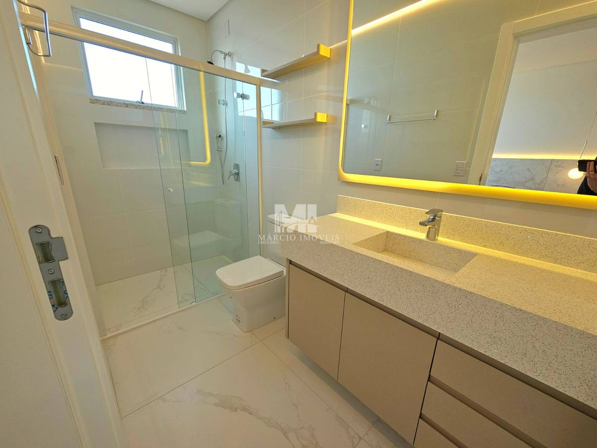 Apartamento frente mar