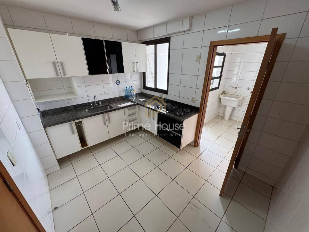 Aluga-Se Apto de 3 Quartos Sendo 1 Suite no Edf. Torres de Murano