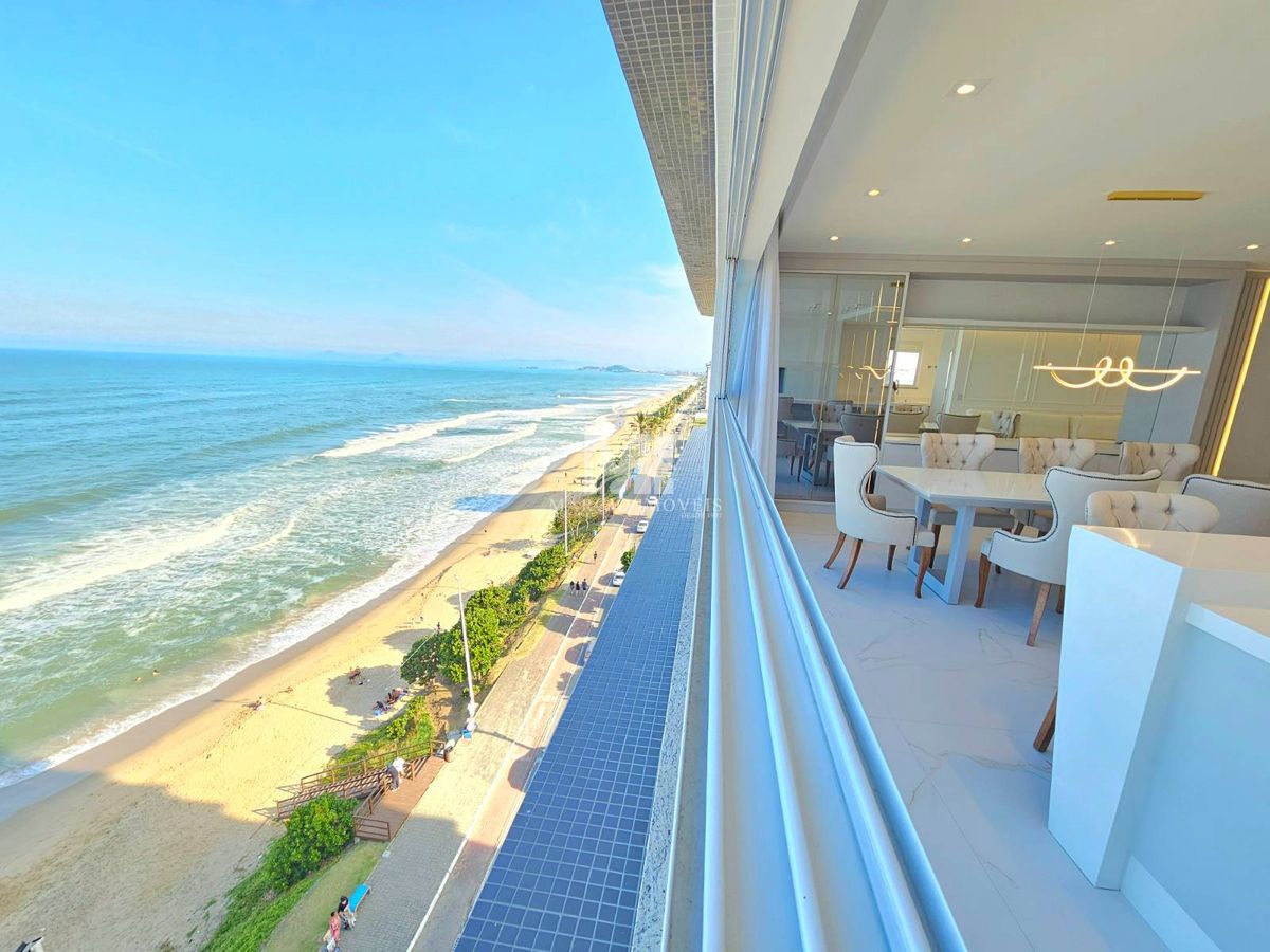 Apartamento frente mar