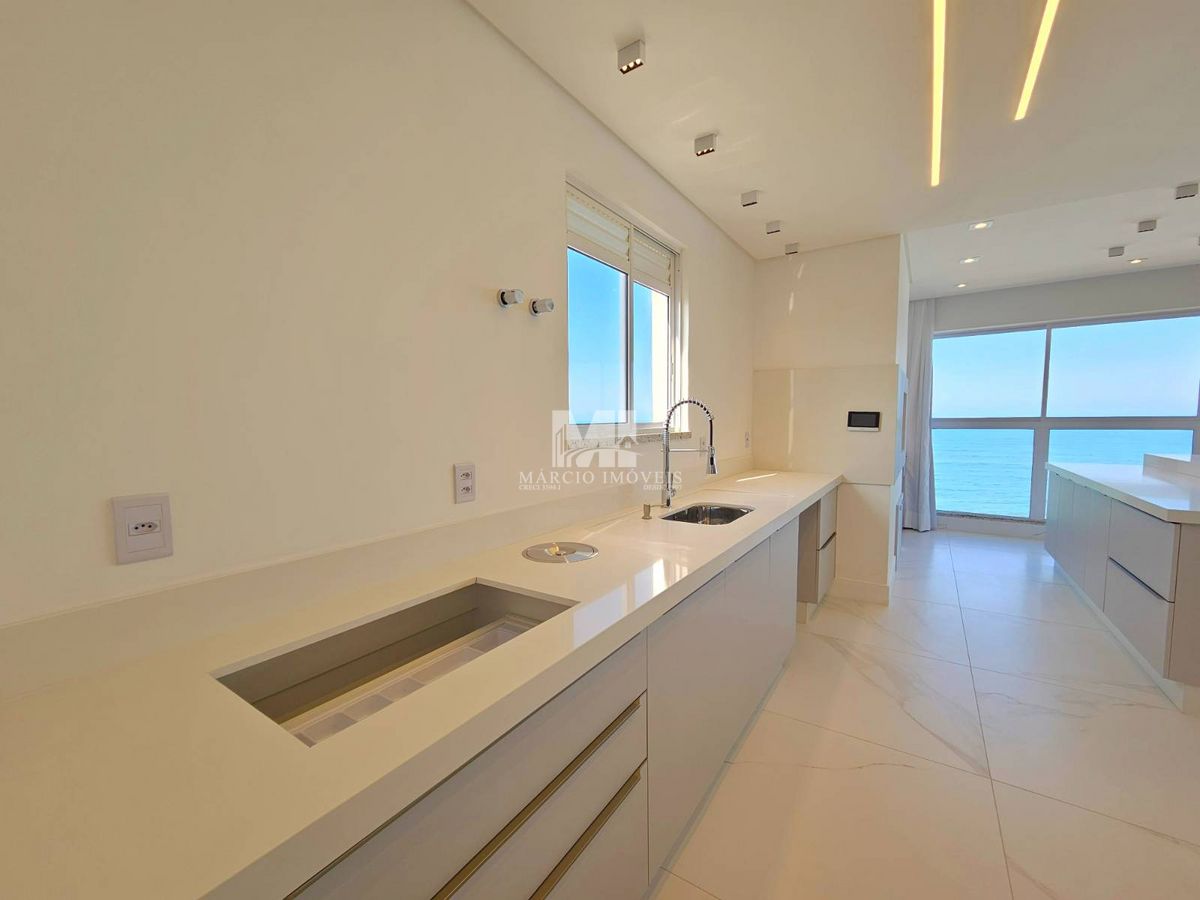 Apartamento frente mar