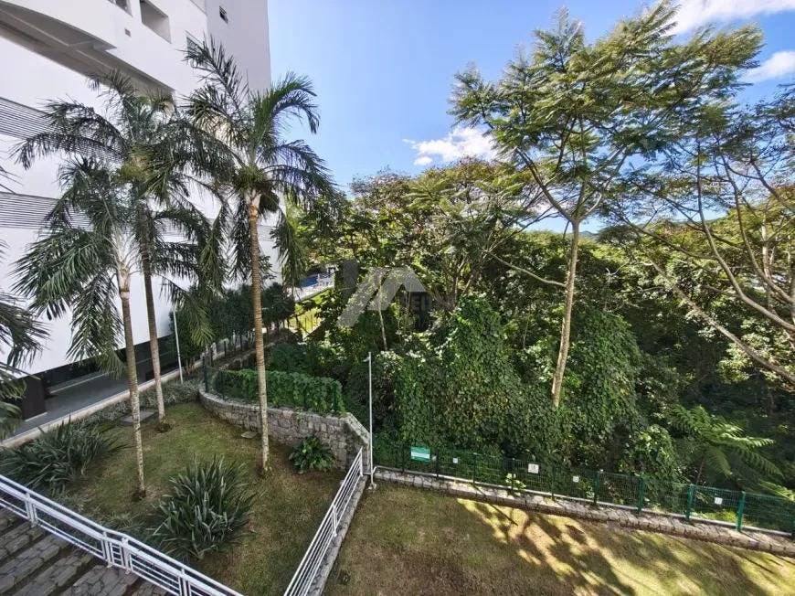 Apartamento com 3 quartos Pantanal Florianópolis