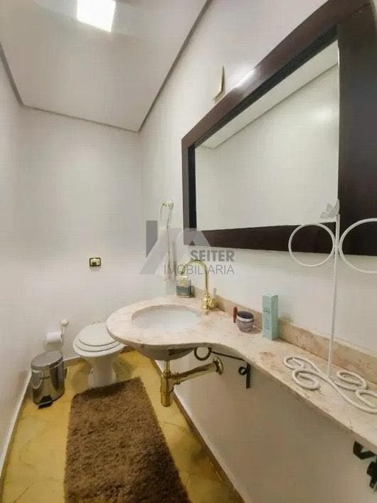 Apartamento com 3 quartos, Centro - Florianópolis