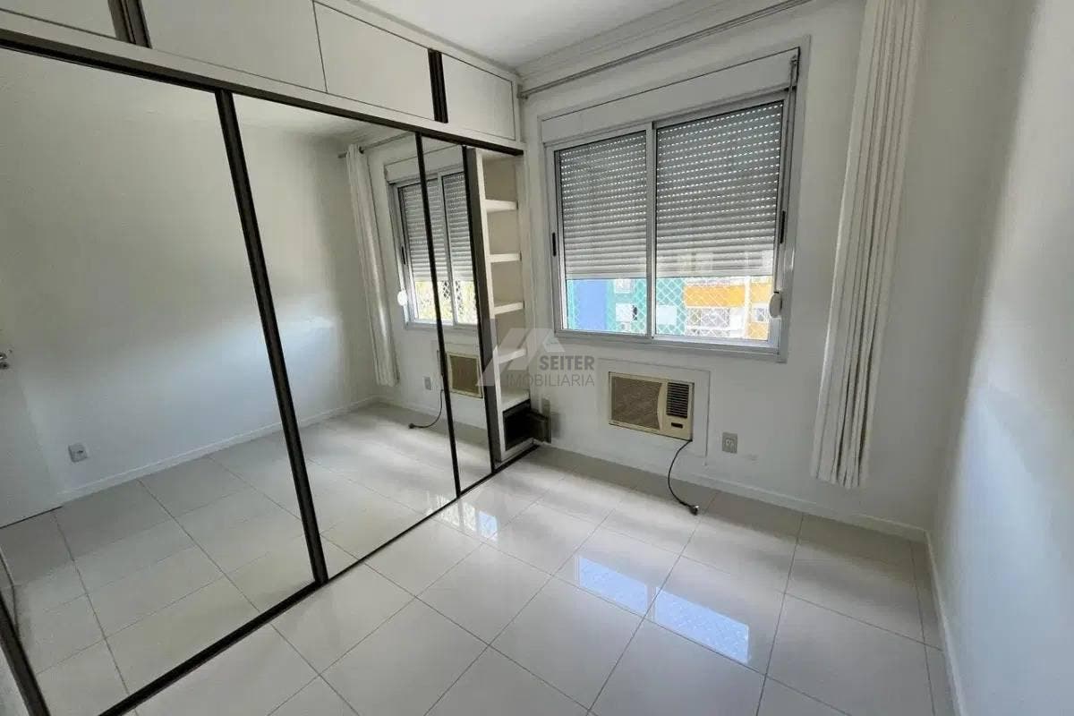 Apartamento com 2 quartos, João Paulo - Florianópolis