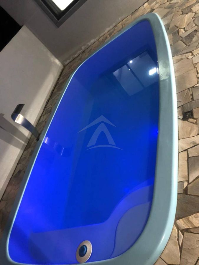 Casa com piscina, 3 quartos sendo 1 suíte, cambijú