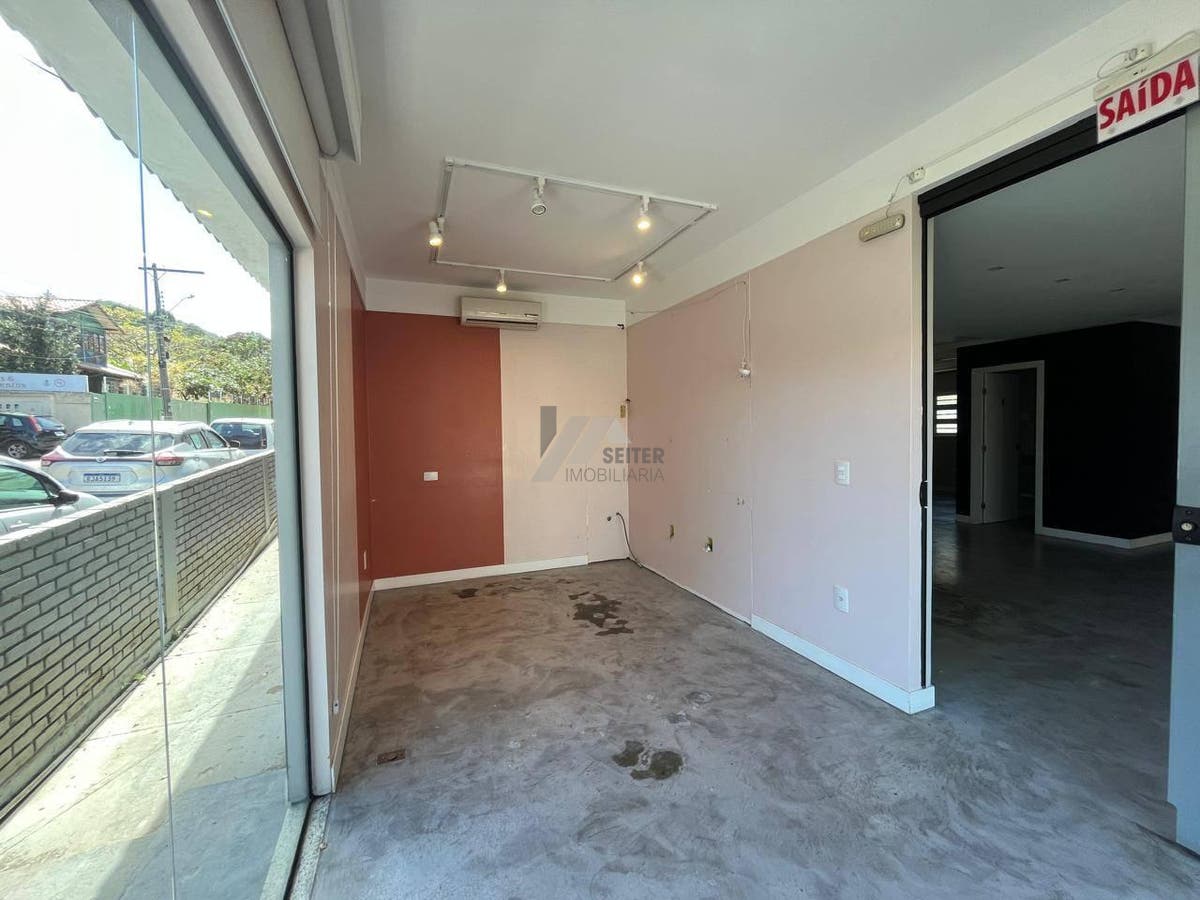 Casa Comercial Ampla para Locação no Pequeno Príncipe – Florianópolis