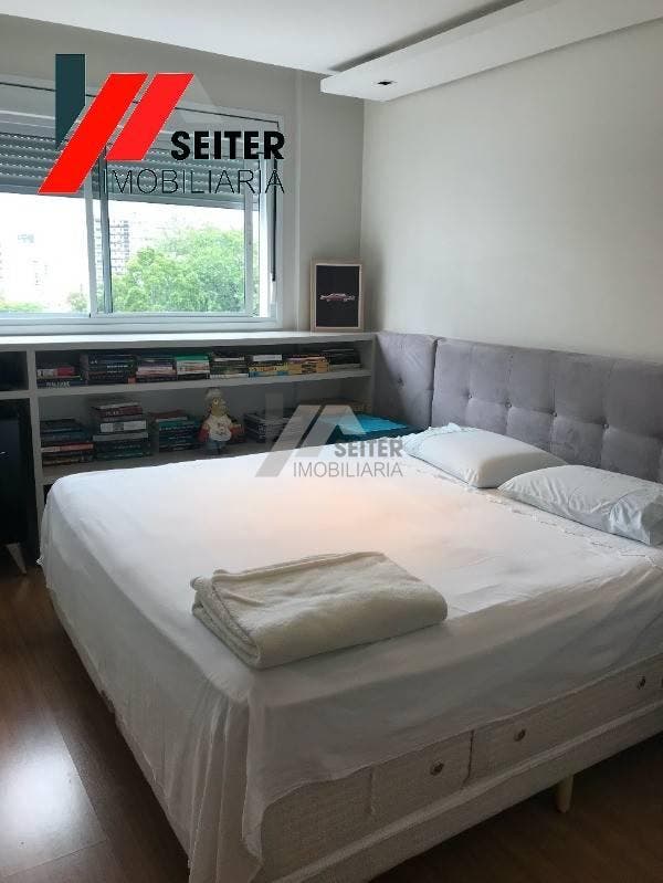 Apartamento 3 dormitórios com suite à venda centro Florianopolis