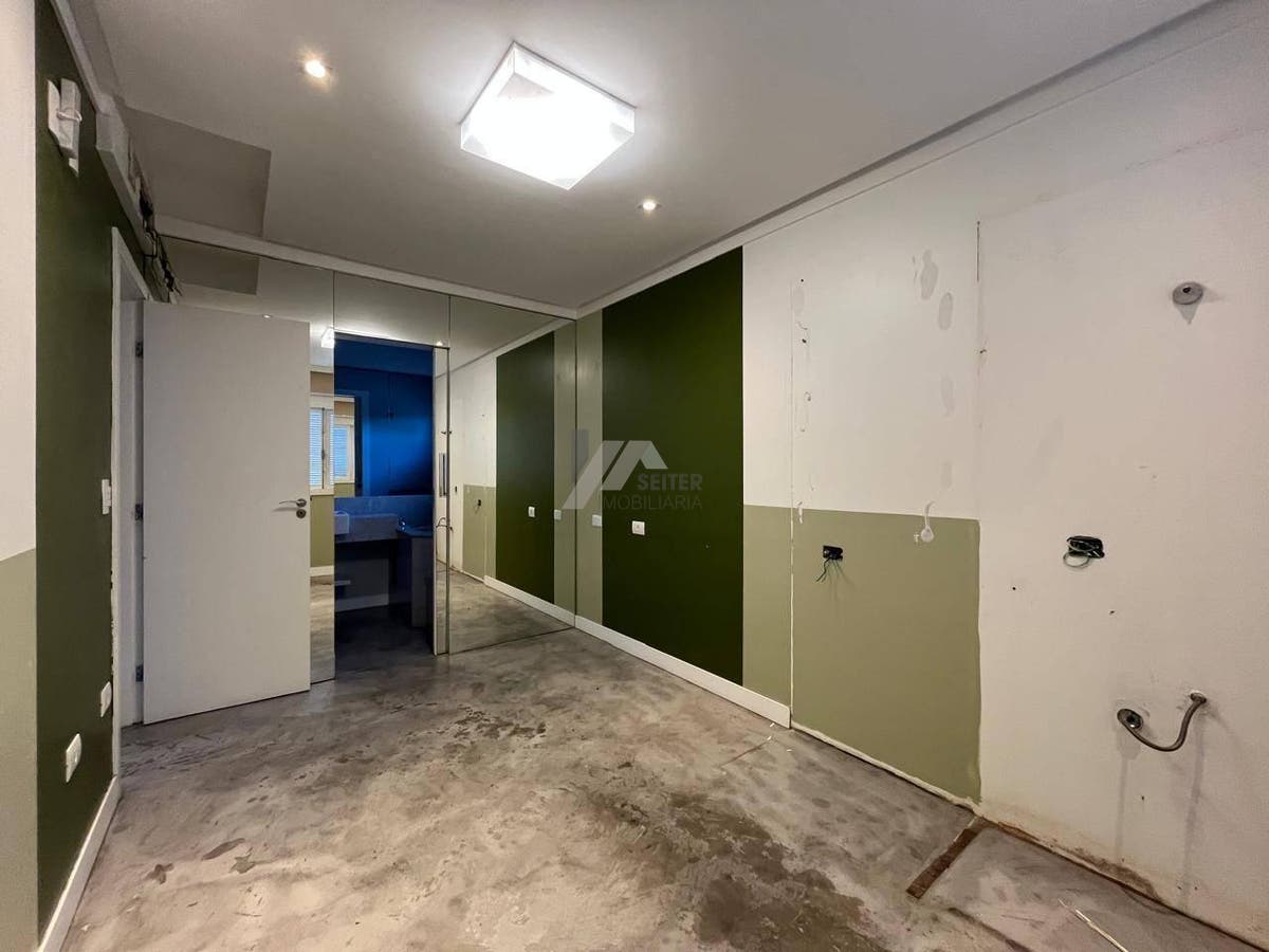 Casa Comercial Ampla para Locação no Pequeno Príncipe – Florianópolis