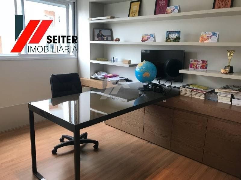 Apartamento 3 dormitórios com suite à venda centro Florianopolis