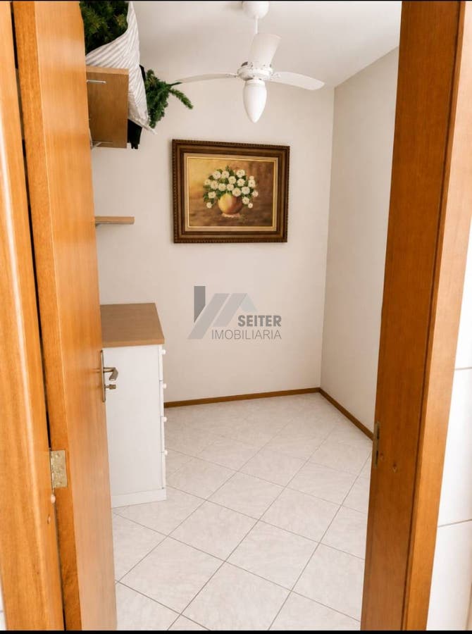 Apartamento a Venda com 3 Quartos Centro - Florianópolis