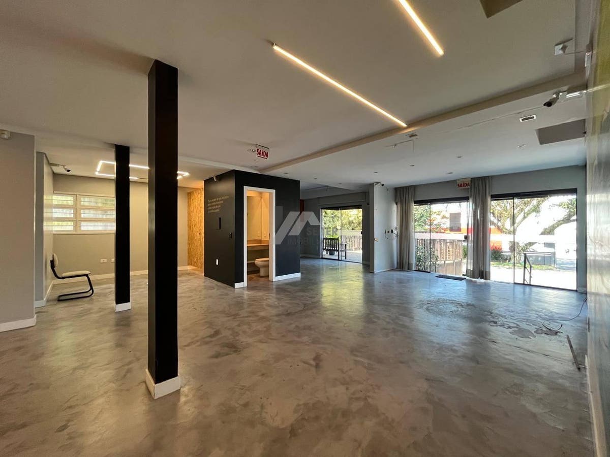 Casa Comercial Ampla para Locação no Pequeno Príncipe – Florianópolis