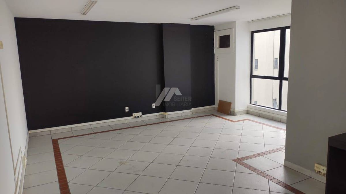 Sala comercial para alugar no centro de Florianópolis proximo ao mercado publico