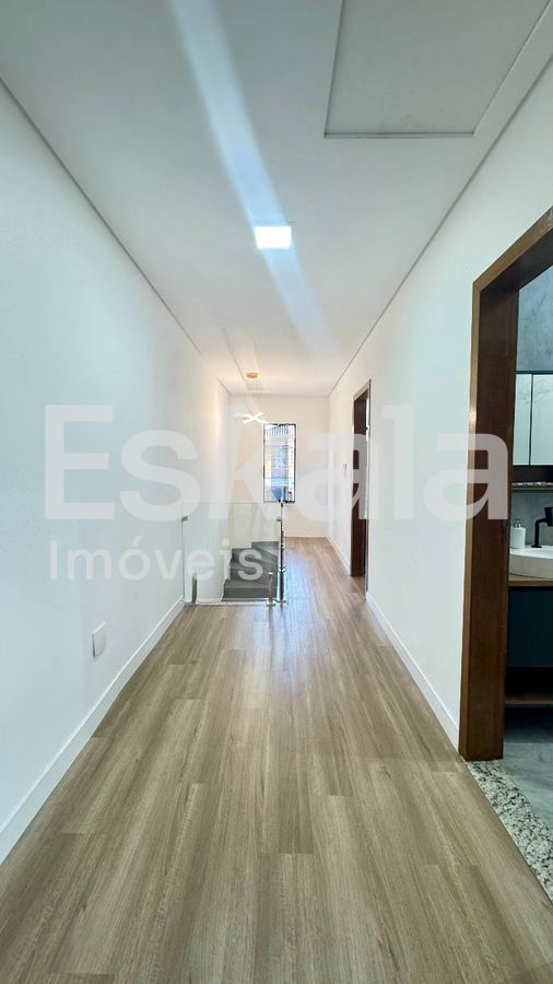 Sobrado Geminada 3 Quartos, Semi mobiliada Rau - Jaraguá do Sul