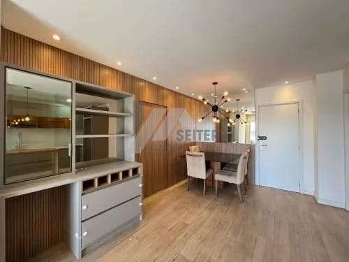 Apartamento com 2 quartos, Centro - Florianópolis