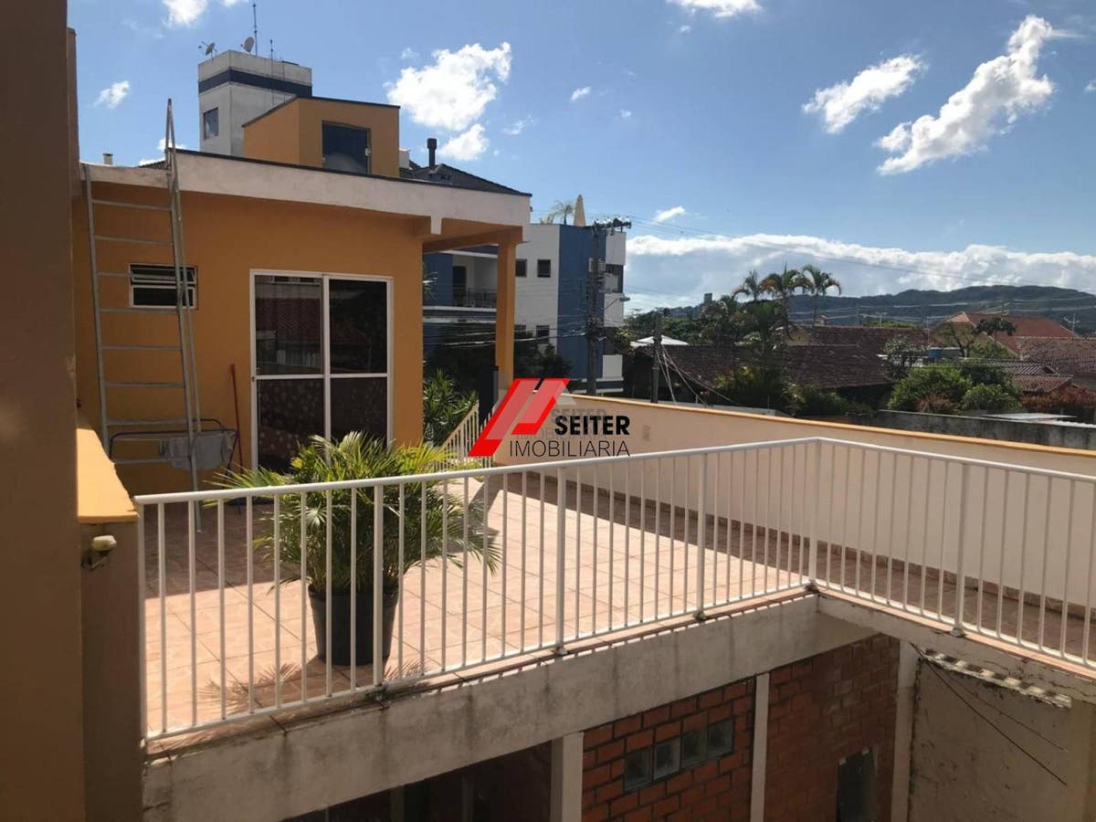 Casa à venda no Centrinho da Lagoa em Florianópolis