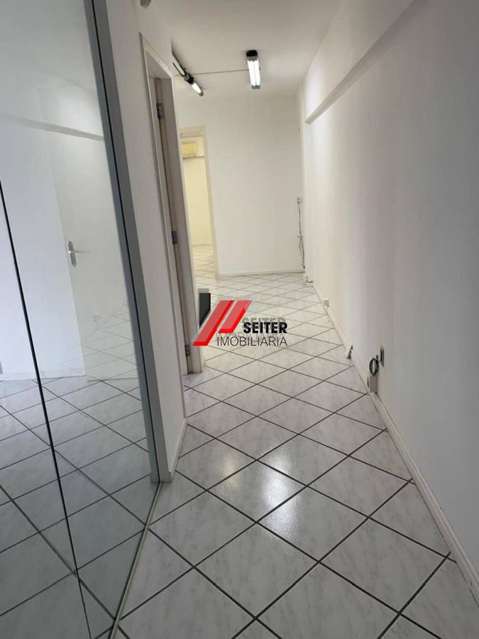 Sala comercial para alugar no centro de Florianópolis proximo mercado publico