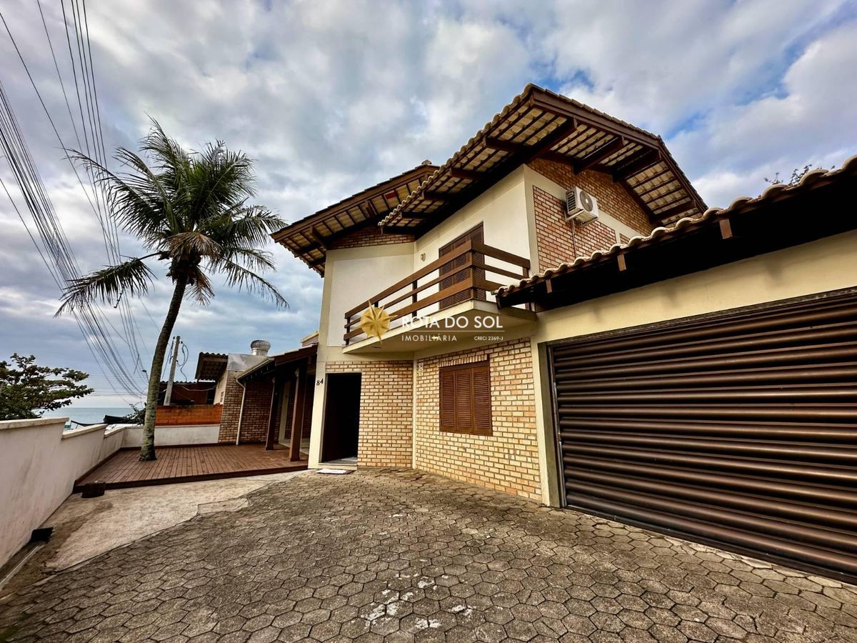 Casa de praia à venda quadra mar à venda Praia Centro Bombinhas SC - 3