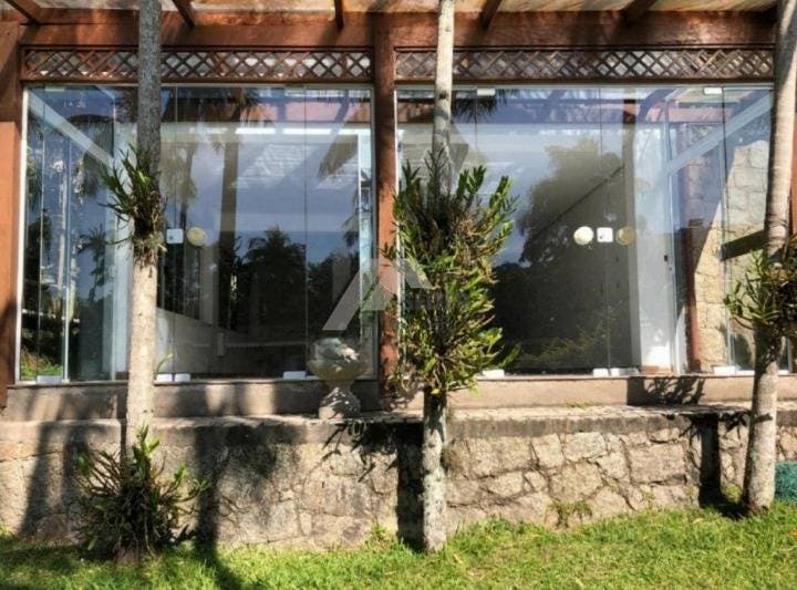 Sala comercial 94m para locação na carvoeira florianopolis