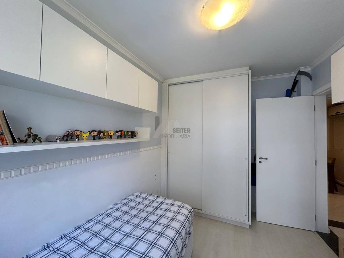 Apartamento com 3 dormitórios para a venda no Itacorubi