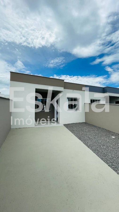 Casa geminada com 01 suíte + 02 dormitórios três rios do norte - jaraguá do sul