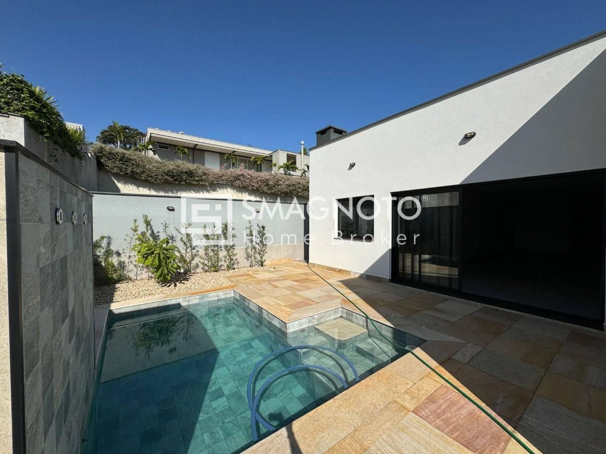 Casa com 3 Suites à venda, 300 m² por R$ 2.700.000 - Monte Alegre - Piracicaba/SP