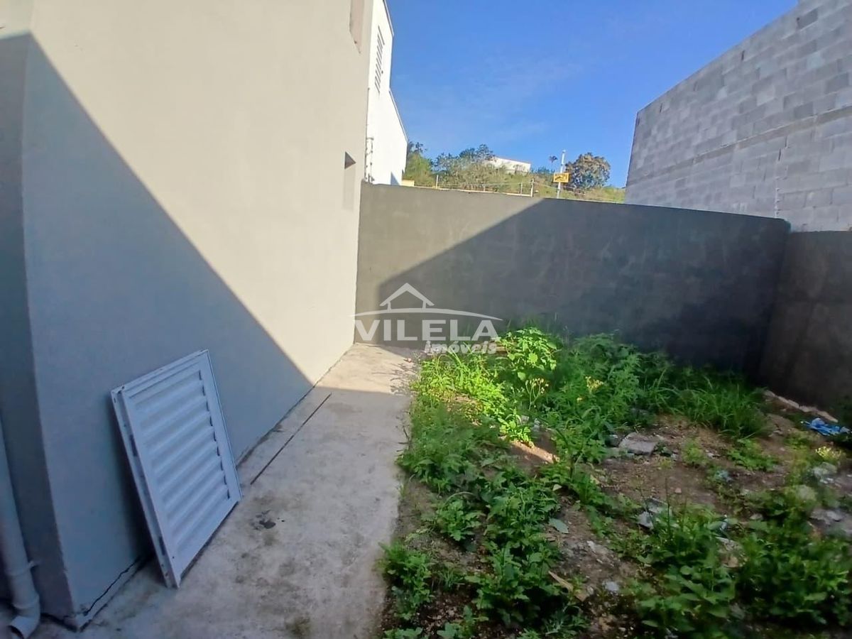 Casa Moderna com 3 Dormitórios-Ótima Localização no Bairro Morro do Algodão -Caraguatatuba-Sp!!!