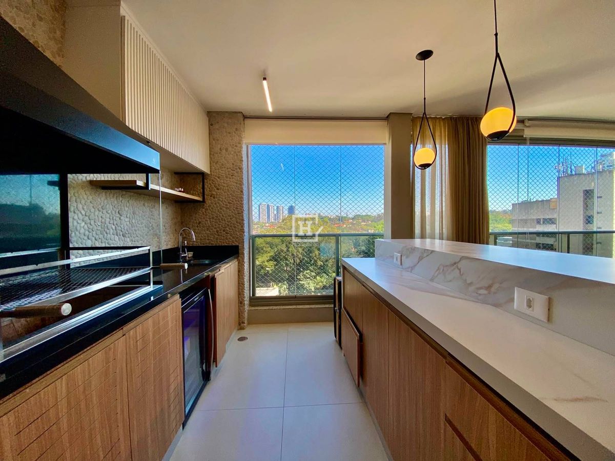 Apartamento com 3 quartos à Venda, Real Parque - São Paulo