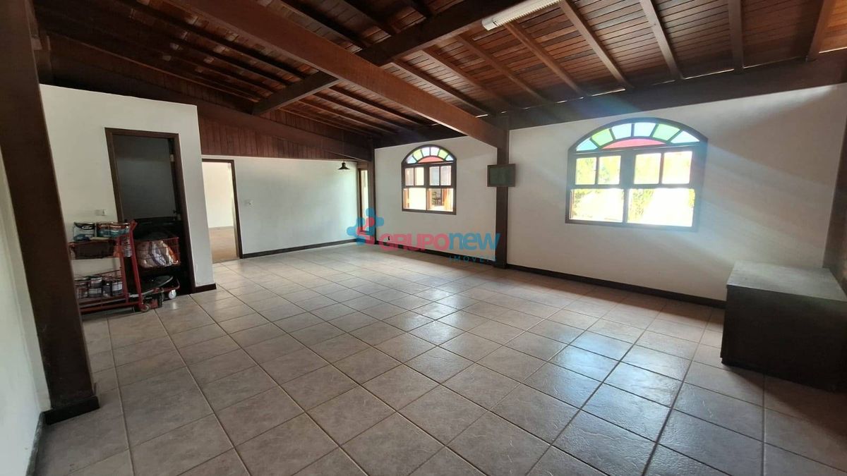 Casa com 5 quartos à Venda, Joá - Lagoa Santa
